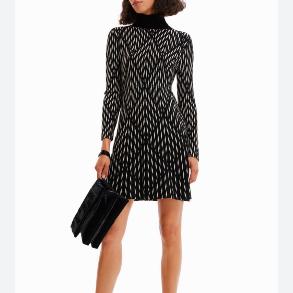 Desigual Women's Black and White Dress